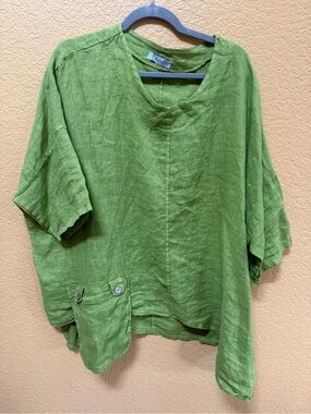 Asymmetrical Green Linen Oversized V-Neck Top Plus 3X